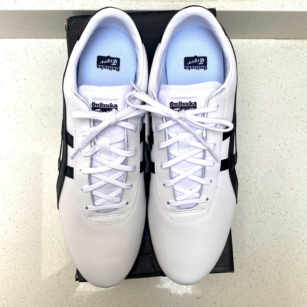 Onitsuka tiger white/black size 12 mens 13.5 womans